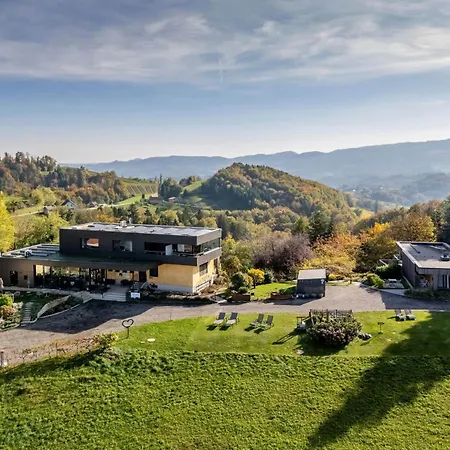 Wurzenberg Hotel Lodges Suedsteiermark * Гамлиц