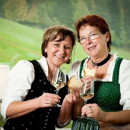 Wurzenberg Hotel Lodges Suedsteiermark *