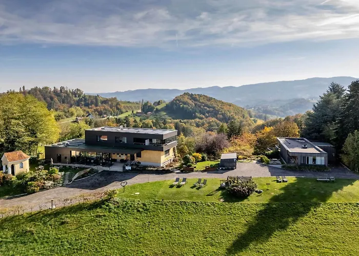 Wurzenberg Hotel Lodges Suedsteiermark * Гамлиц